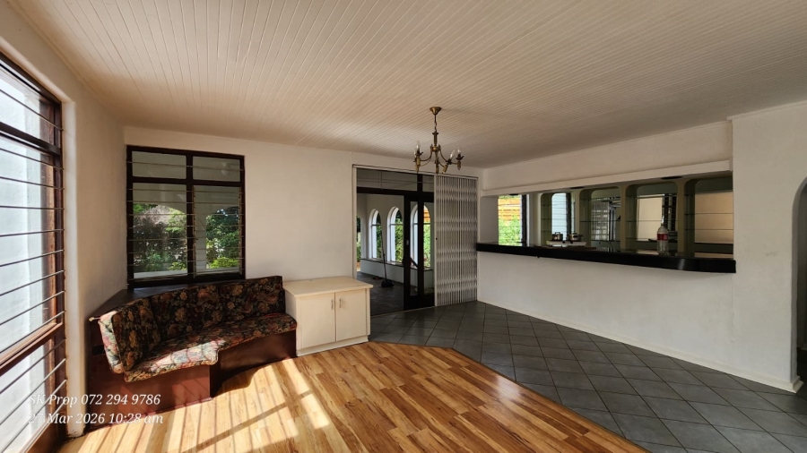 5 Bedroom Property for Sale in Athlone KwaZulu-Natal