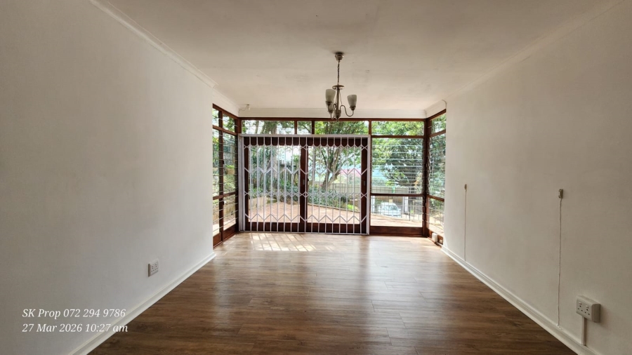 5 Bedroom Property for Sale in Athlone KwaZulu-Natal