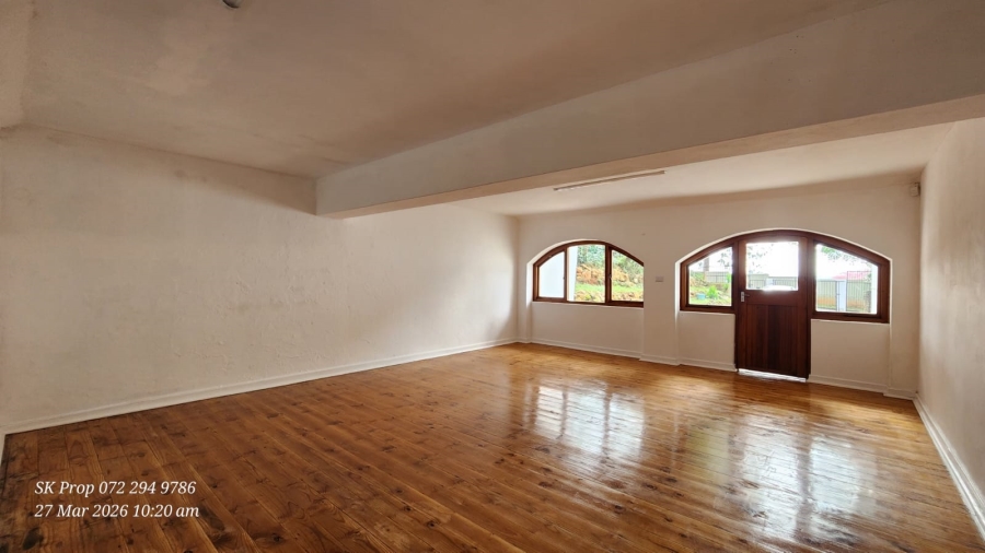 5 Bedroom Property for Sale in Athlone KwaZulu-Natal