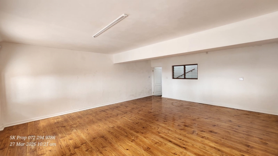 5 Bedroom Property for Sale in Athlone KwaZulu-Natal