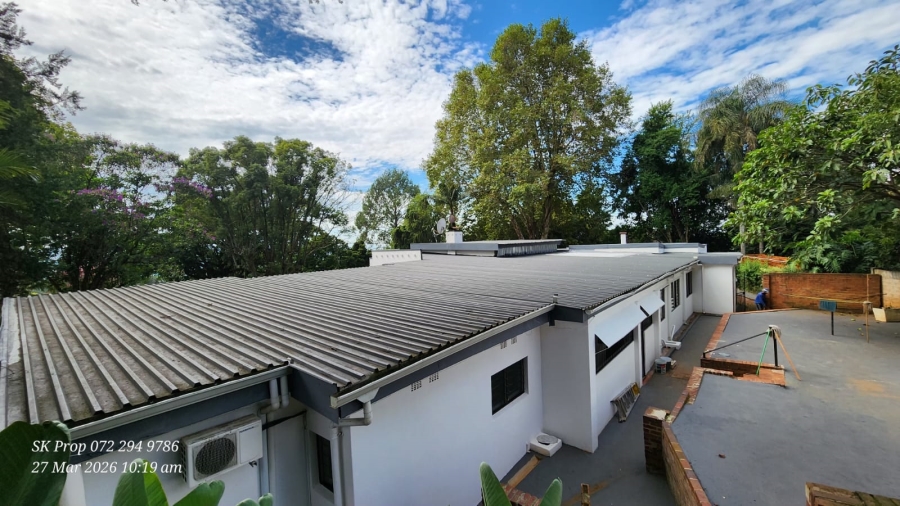 5 Bedroom Property for Sale in Athlone KwaZulu-Natal