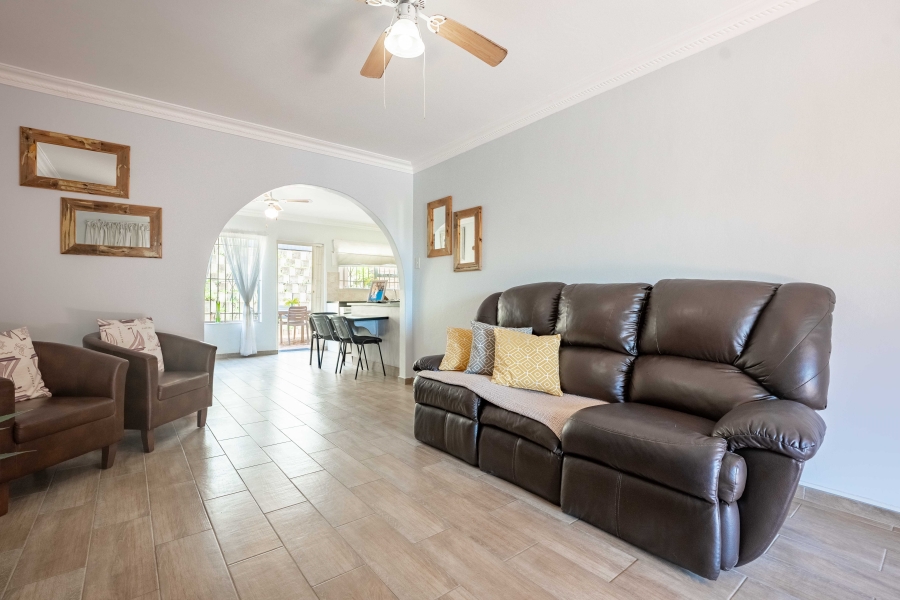 3 Bedroom Property for Sale in Amanzimtoti KwaZulu-Natal