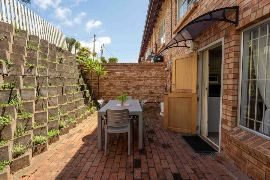 3 Bedroom Property for Sale in Amanzimtoti KwaZulu-Natal