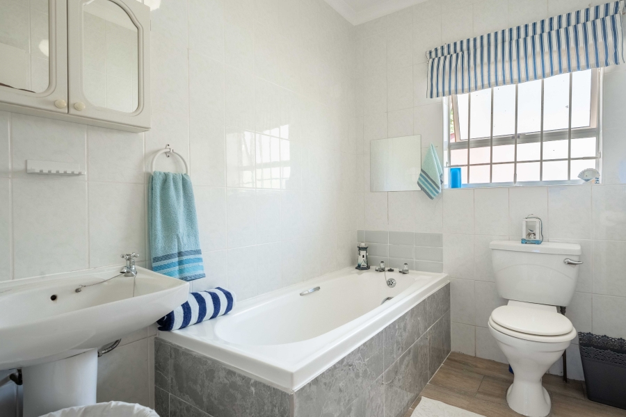 3 Bedroom Property for Sale in Amanzimtoti KwaZulu-Natal