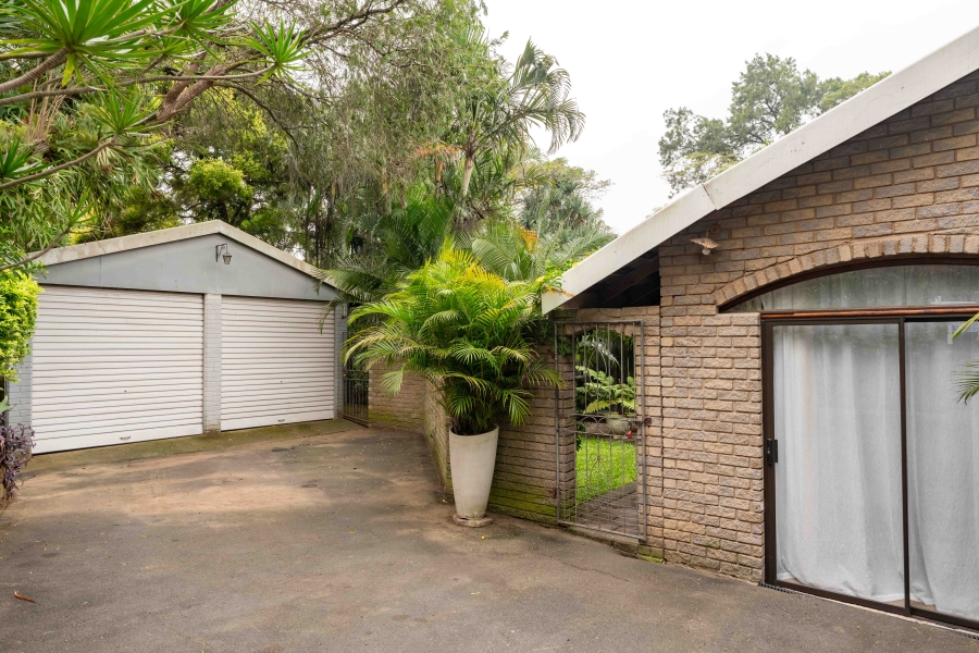 3 Bedroom Property for Sale in Amanzimtoti KwaZulu-Natal