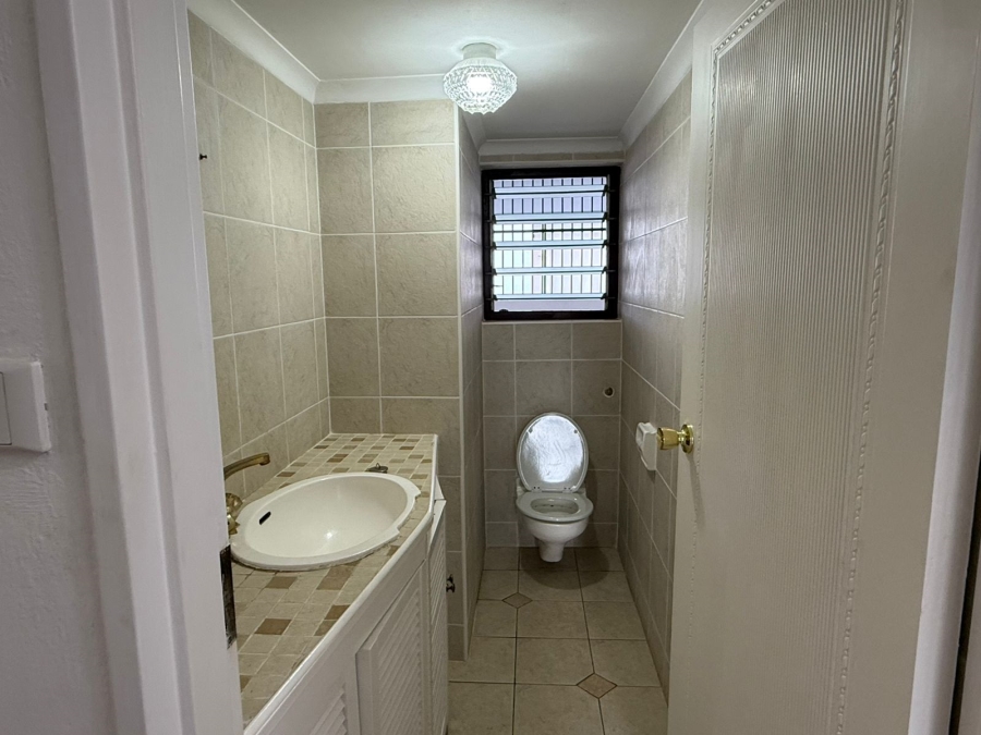 4 Bedroom Property for Sale in Athlone KwaZulu-Natal