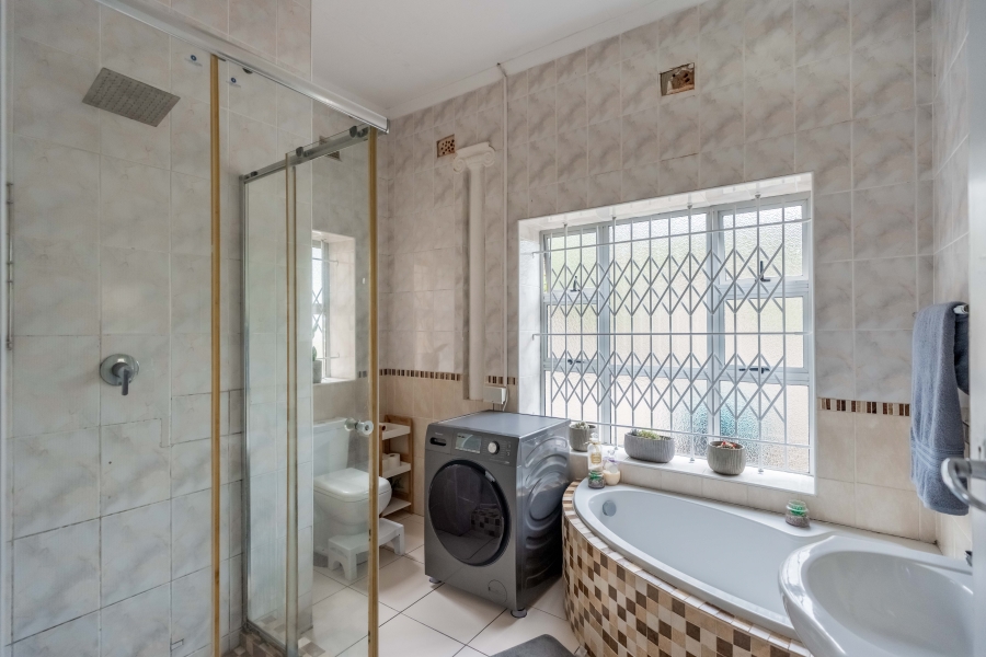 4 Bedroom Property for Sale in Escombe KwaZulu-Natal