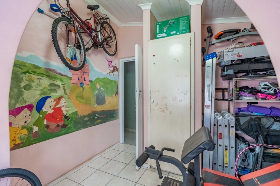 4 Bedroom Property for Sale in Escombe KwaZulu-Natal