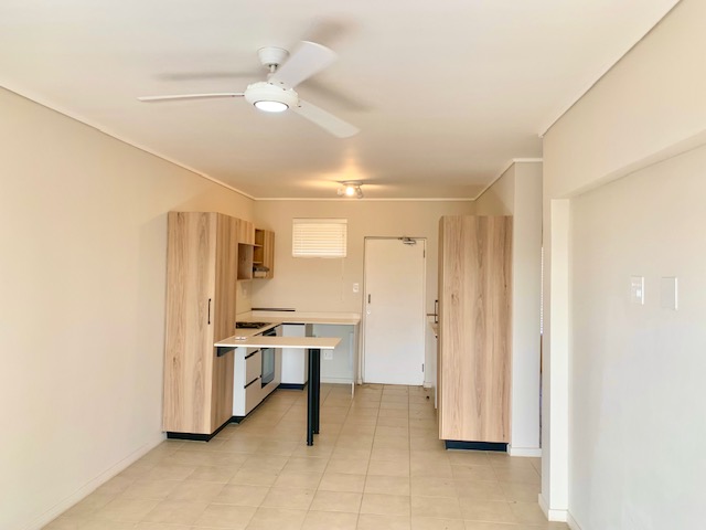 To Let 2 Bedroom Property for Rent in North Point KwaZulu-Natal