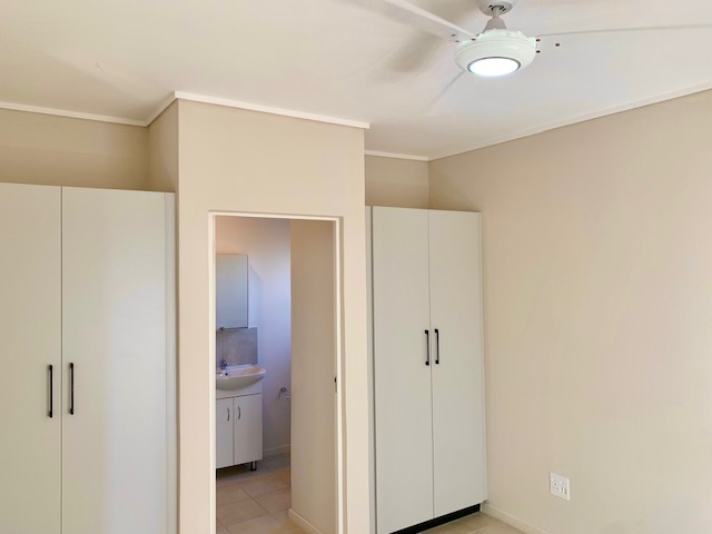 To Let 2 Bedroom Property for Rent in North Point KwaZulu-Natal