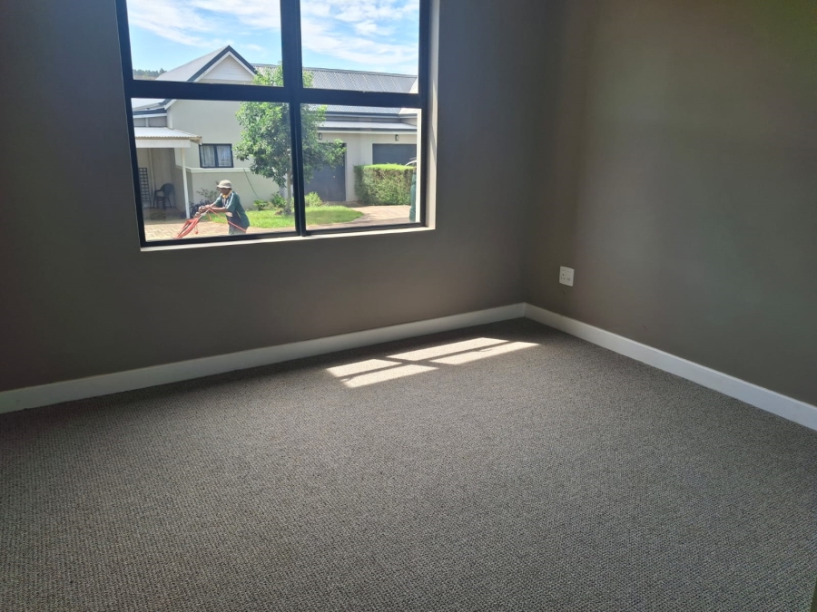 To Let 3 Bedroom Property for Rent in St Johns Village KwaZulu-Natal