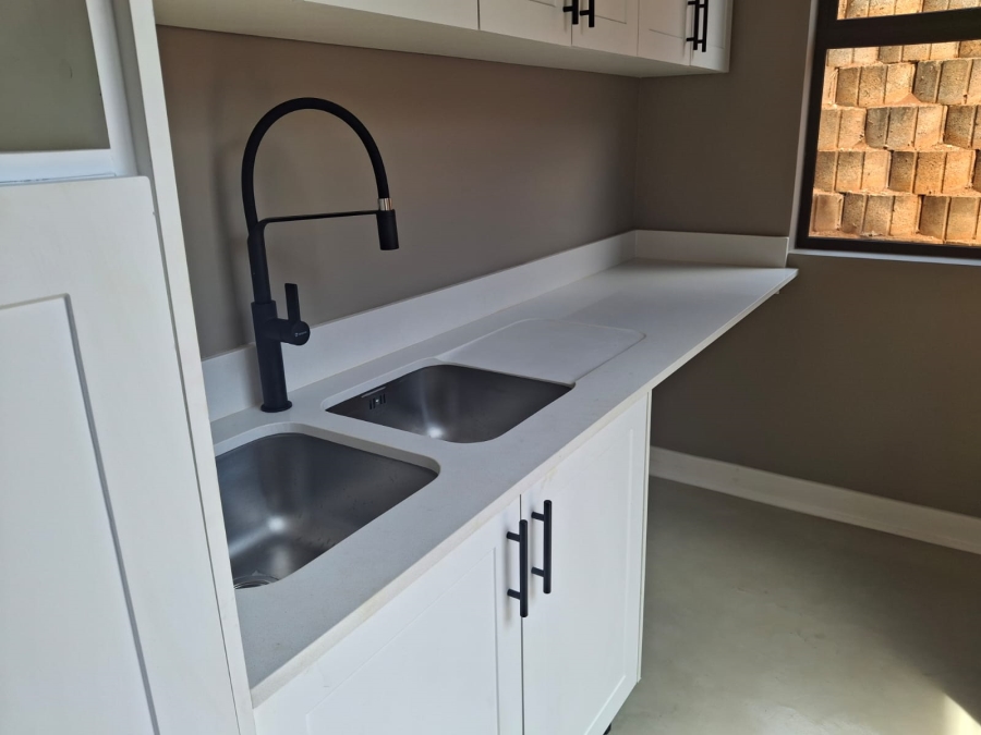 To Let 3 Bedroom Property for Rent in St Johns Village KwaZulu-Natal