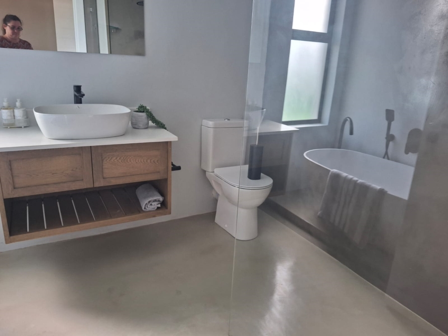 To Let 3 Bedroom Property for Rent in St Johns Village KwaZulu-Natal