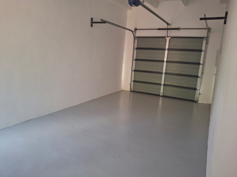 To Let 3 Bedroom Property for Rent in St Johns Village KwaZulu-Natal