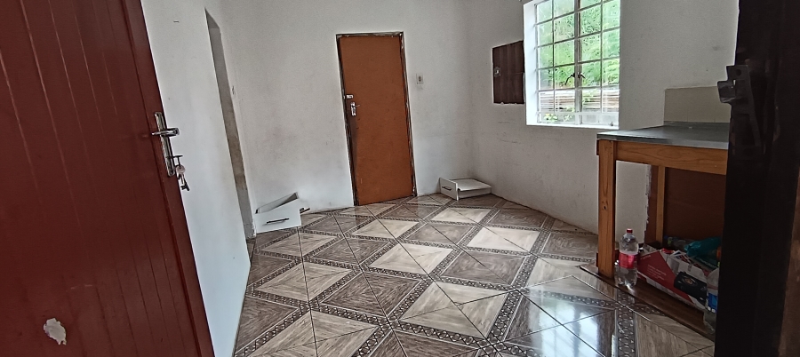 1 Bedroom Property for Sale in Grove End KwaZulu-Natal