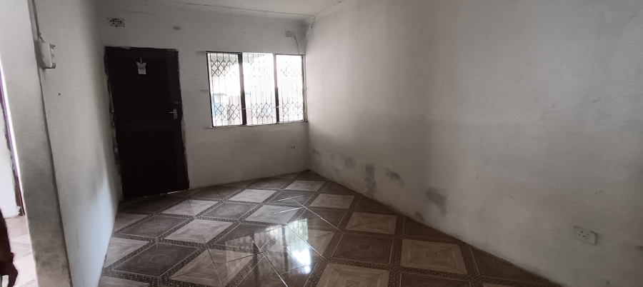1 Bedroom Property for Sale in Grove End KwaZulu-Natal