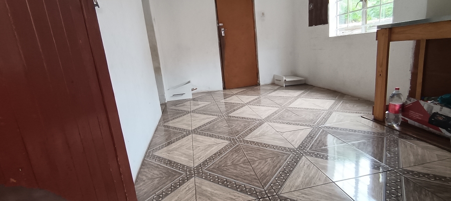 1 Bedroom Property for Sale in Grove End KwaZulu-Natal