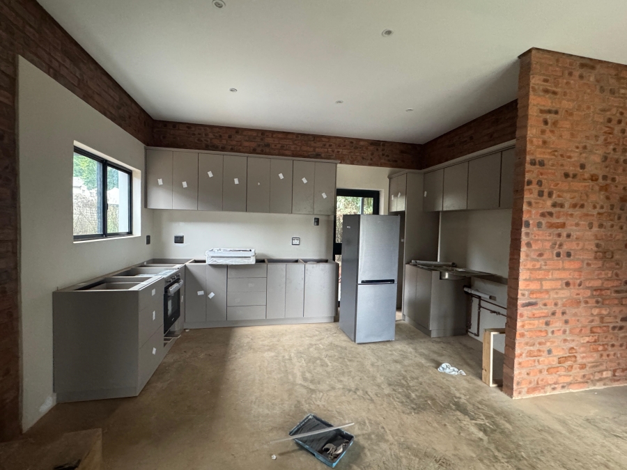 To Let 2 Bedroom Property for Rent in Howick North KwaZulu-Natal