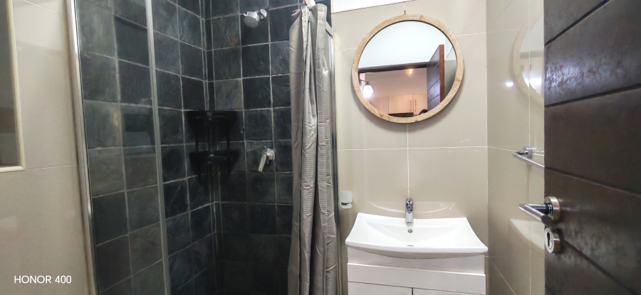 1 Bedroom Property for Sale in Umhlanga Ridge KwaZulu-Natal