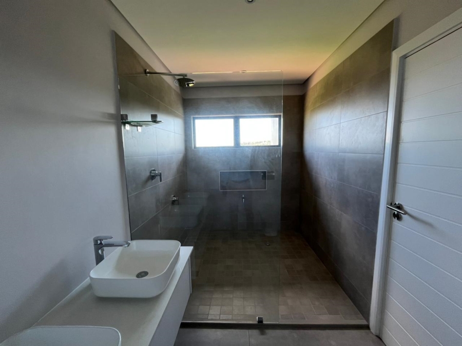 3 Bedroom Property for Sale in Kloof KwaZulu-Natal