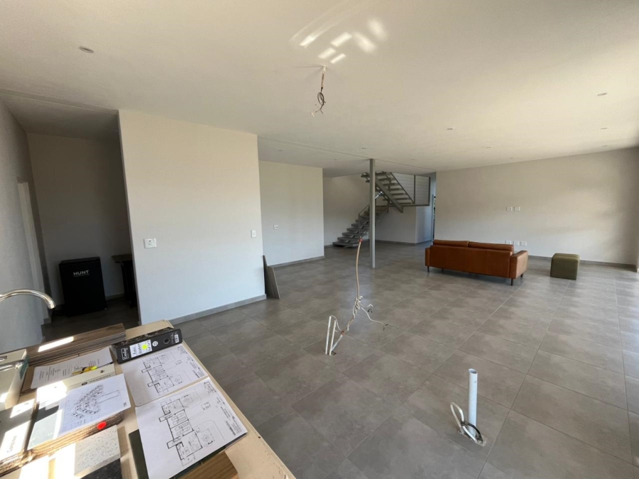 3 Bedroom Property for Sale in Kloof KwaZulu-Natal