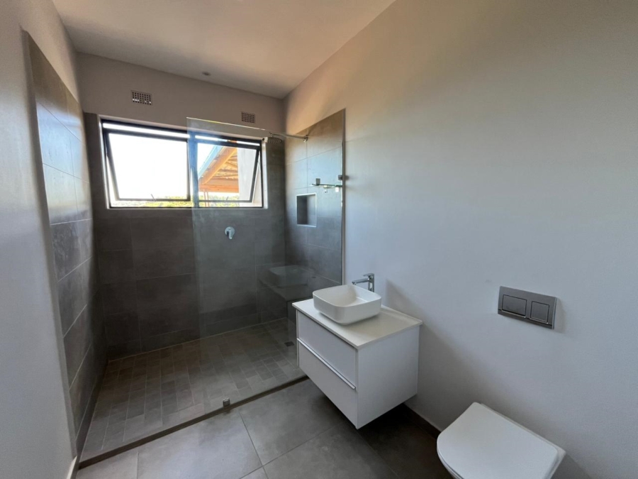 3 Bedroom Property for Sale in Kloof KwaZulu-Natal