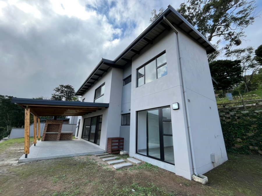 3 Bedroom Property for Sale in Kloof KwaZulu-Natal