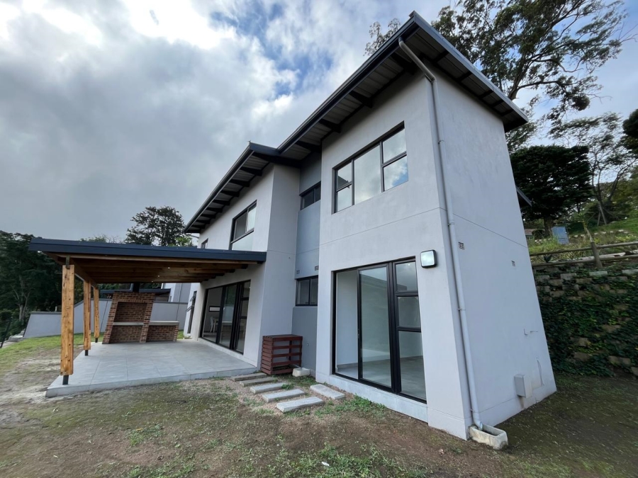 3 Bedroom Property for Sale in Kloof KwaZulu-Natal