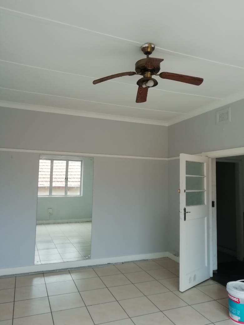 To Let 1 Bedroom Property for Rent in Glenwood KwaZulu-Natal