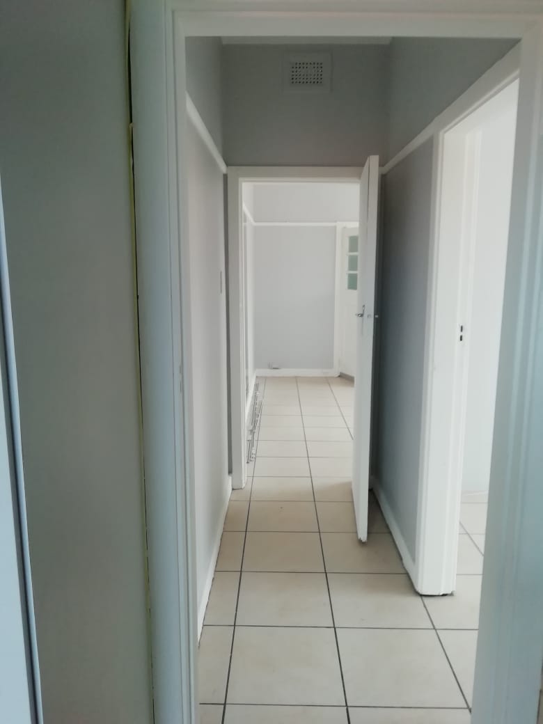 To Let 1 Bedroom Property for Rent in Glenwood KwaZulu-Natal