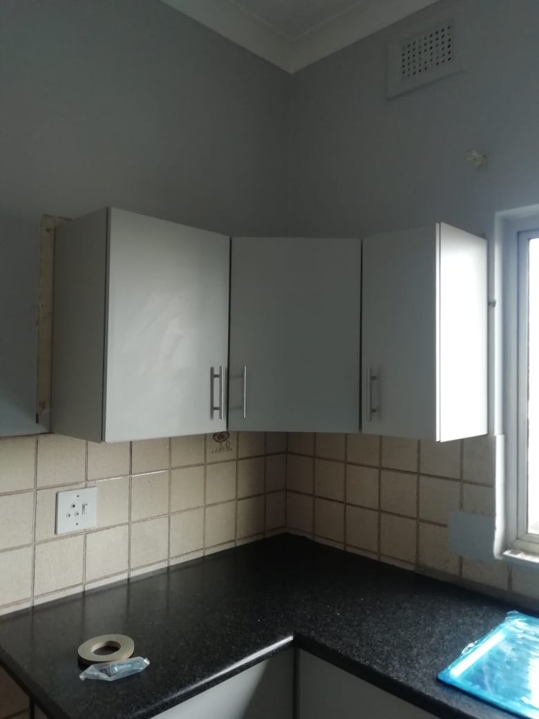 To Let 1 Bedroom Property for Rent in Glenwood KwaZulu-Natal