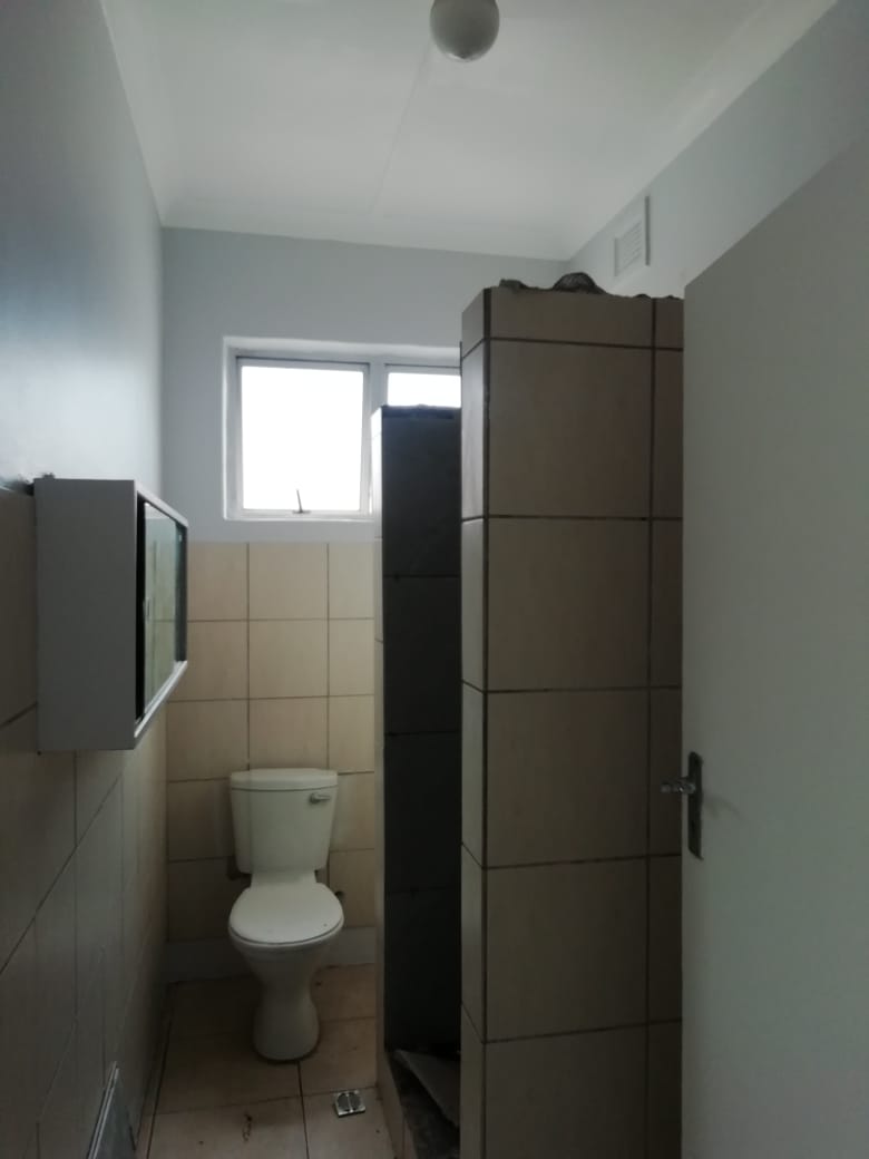 To Let 1 Bedroom Property for Rent in Glenwood KwaZulu-Natal