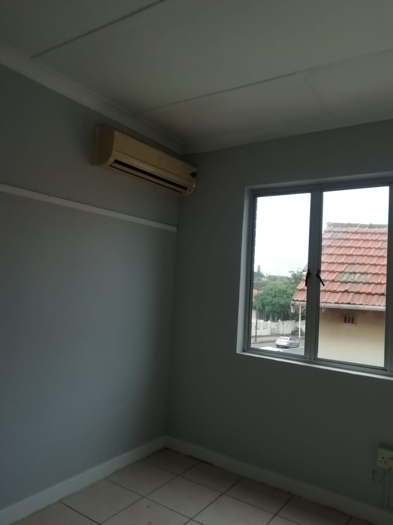 To Let 1 Bedroom Property for Rent in Glenwood KwaZulu-Natal