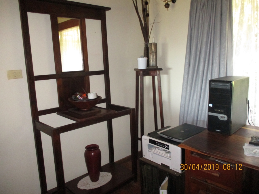 To Let 4 Bedroom Property for Rent in Merrivale KwaZulu-Natal