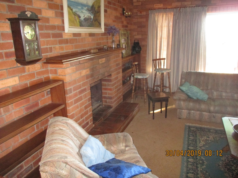 To Let 4 Bedroom Property for Rent in Merrivale KwaZulu-Natal