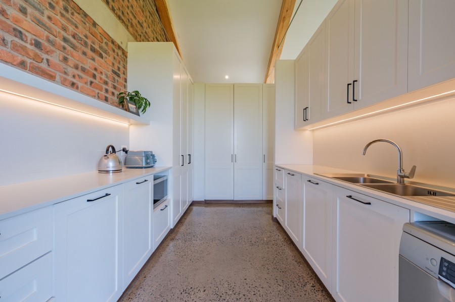 5 Bedroom Property for Sale in Fairview Estates KwaZulu-Natal