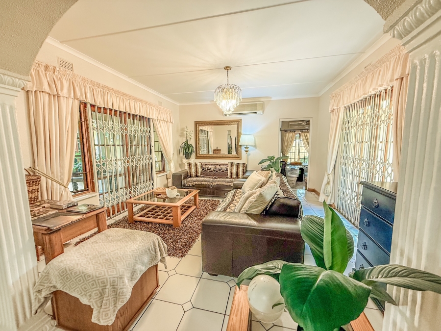 5 Bedroom Property for Sale in Empangeni Central KwaZulu-Natal