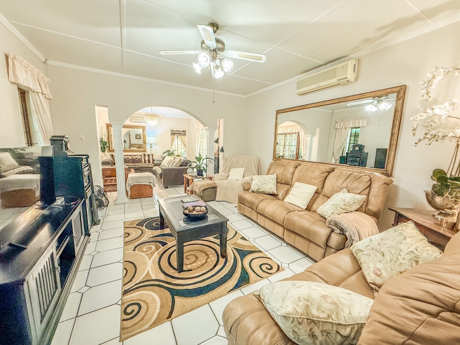 5 Bedroom Property for Sale in Empangeni Central KwaZulu-Natal