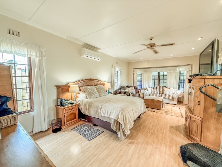 5 Bedroom Property for Sale in Empangeni Central KwaZulu-Natal