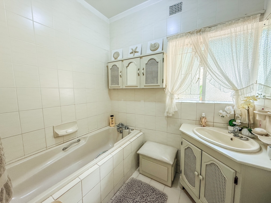 5 Bedroom Property for Sale in Empangeni Central KwaZulu-Natal