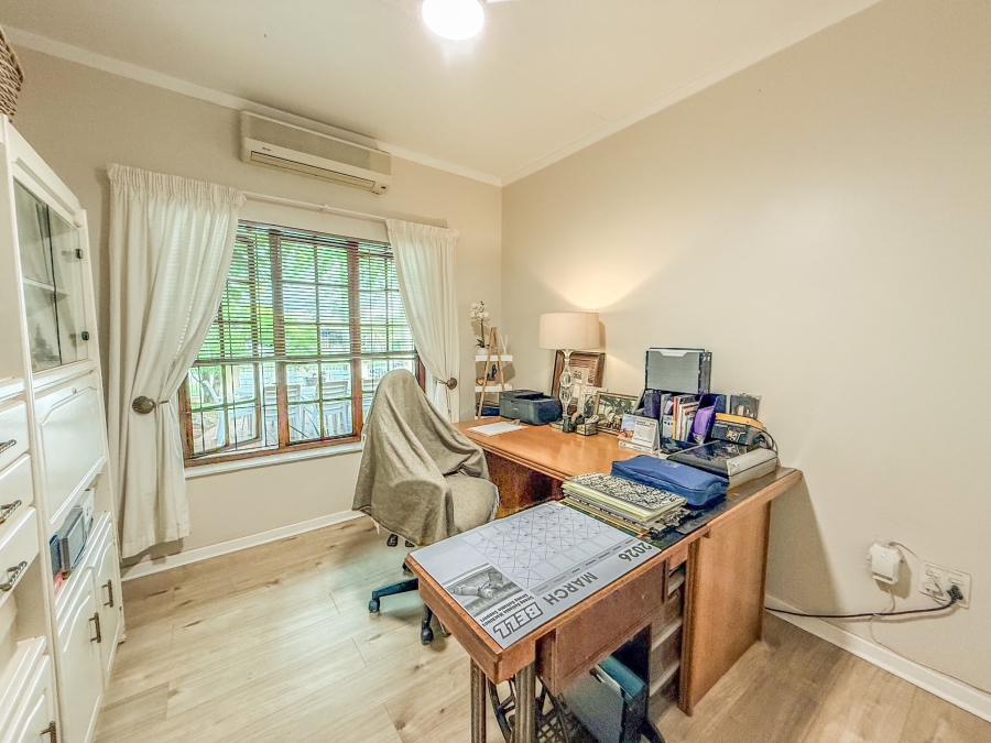 5 Bedroom Property for Sale in Empangeni Central KwaZulu-Natal