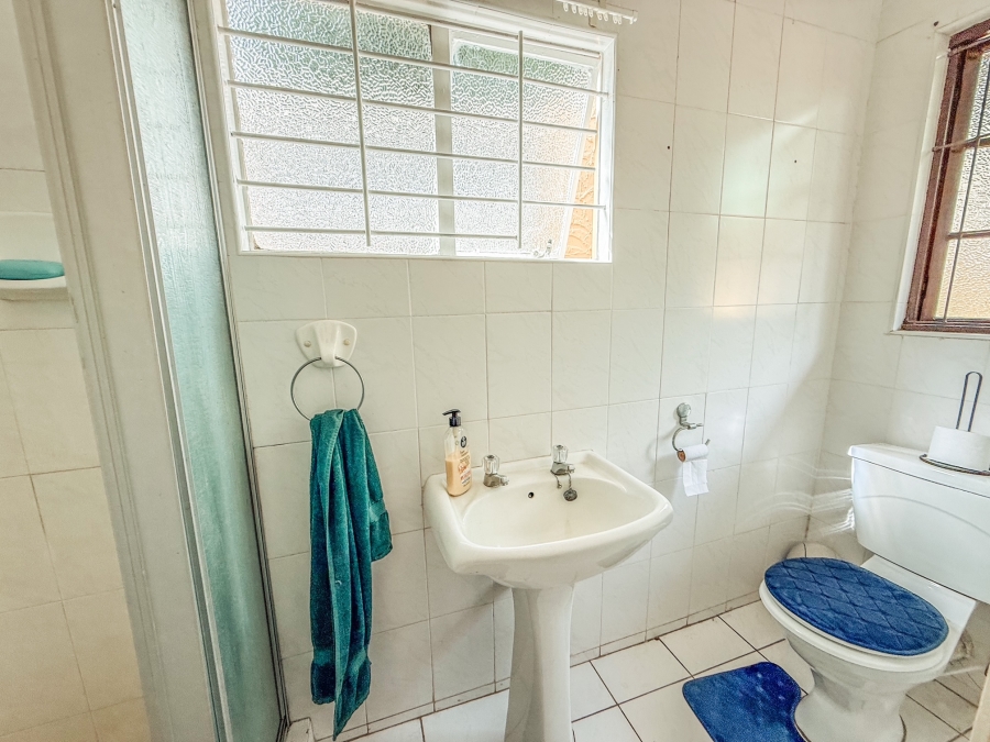 5 Bedroom Property for Sale in Empangeni Central KwaZulu-Natal