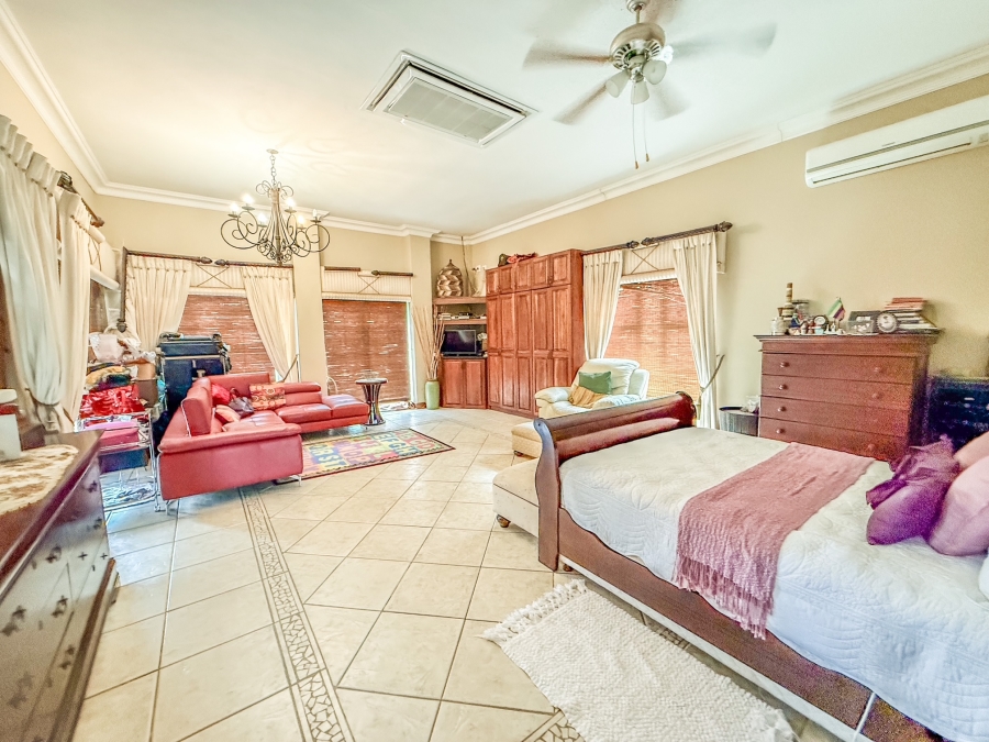 4 Bedroom Property for Sale in Meer En See KwaZulu-Natal