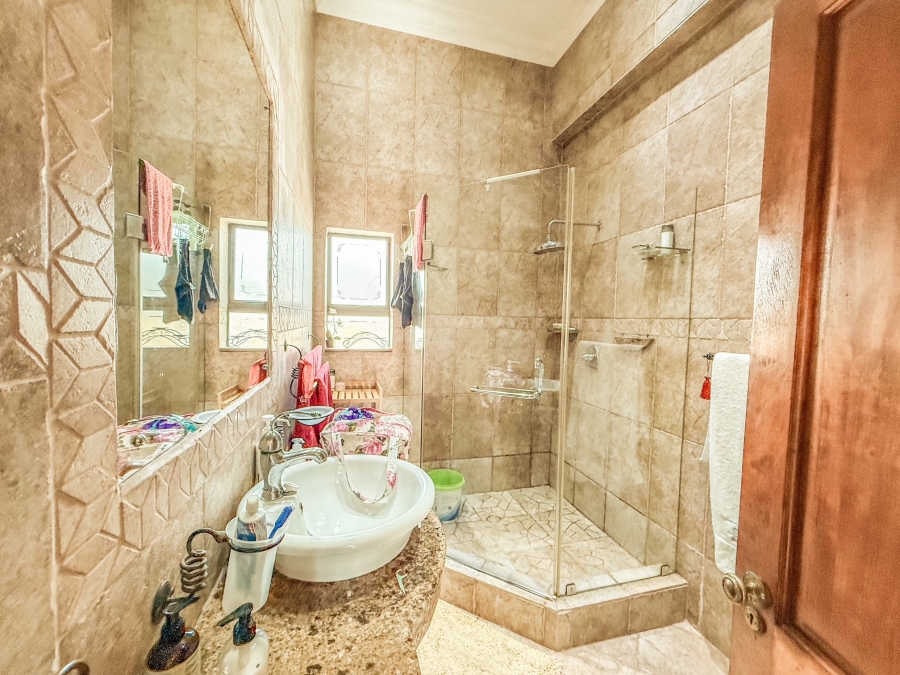 4 Bedroom Property for Sale in Meer En See KwaZulu-Natal