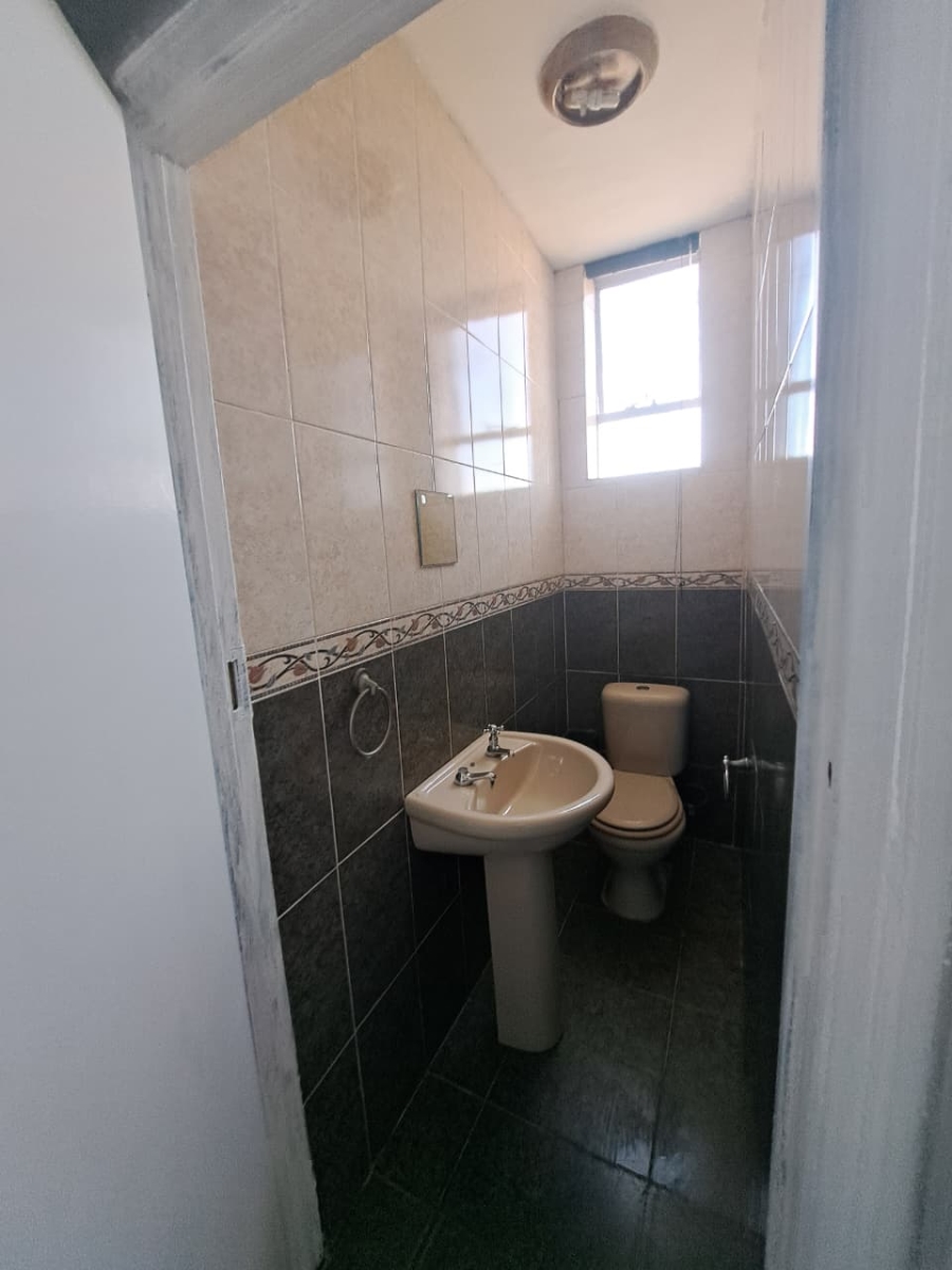 To Let 2 Bedroom Property for Rent in Glenwood KwaZulu-Natal