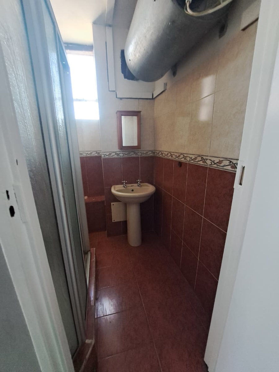 To Let 2 Bedroom Property for Rent in Glenwood KwaZulu-Natal