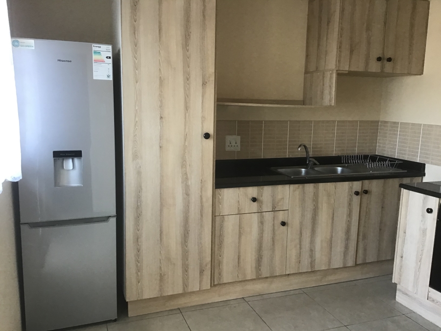 To Let 1 Bedroom Property for Rent in Montclair KwaZulu-Natal