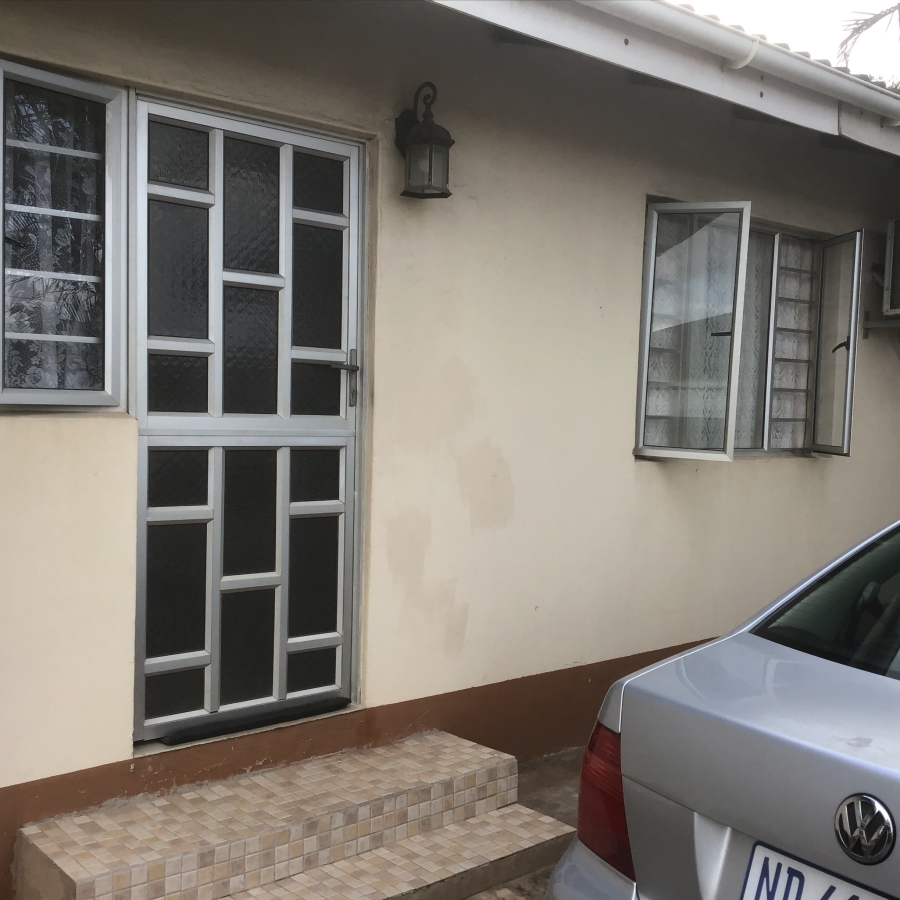 To Let 1 Bedroom Property for Rent in Montclair KwaZulu-Natal