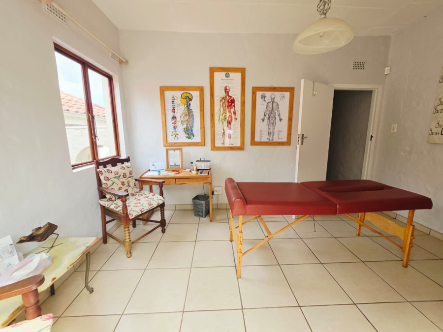 5 Bedroom Property for Sale in Fairview KwaZulu-Natal