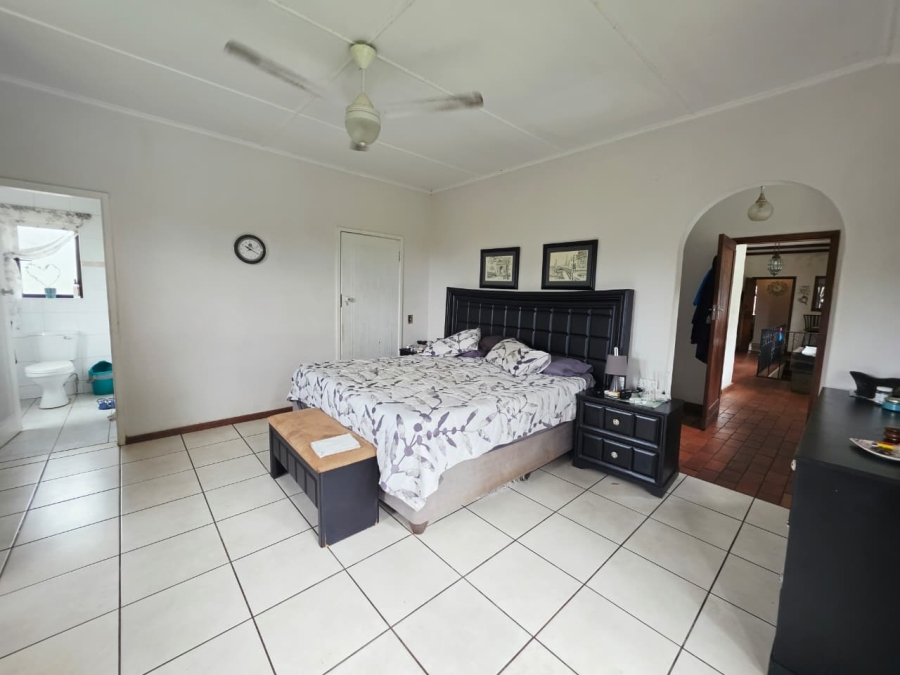 5 Bedroom Property for Sale in Fairview KwaZulu-Natal